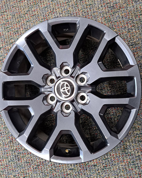 2024 Toyota Tundra 18" OE Wheels Charcoal Painted 6x139.7 / 6x5.5 ET47.5 Center Bore / Hub Bore: 95.2 mm