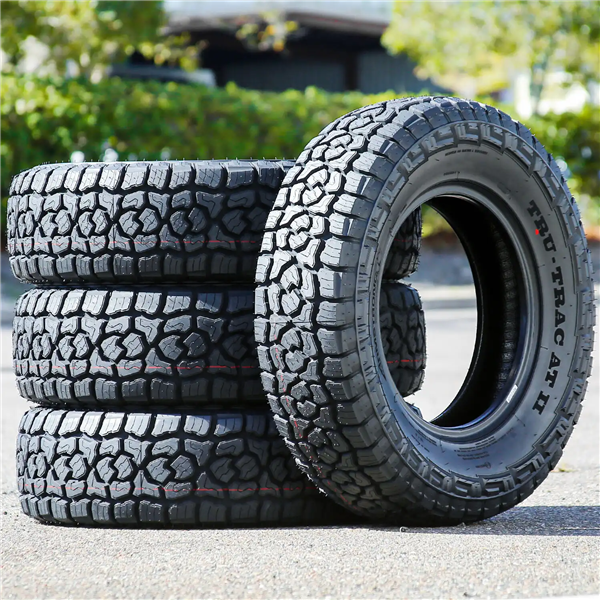 305/45R22 118S XL ARMSTRONG TRU-TRAC AT II 65K Miles